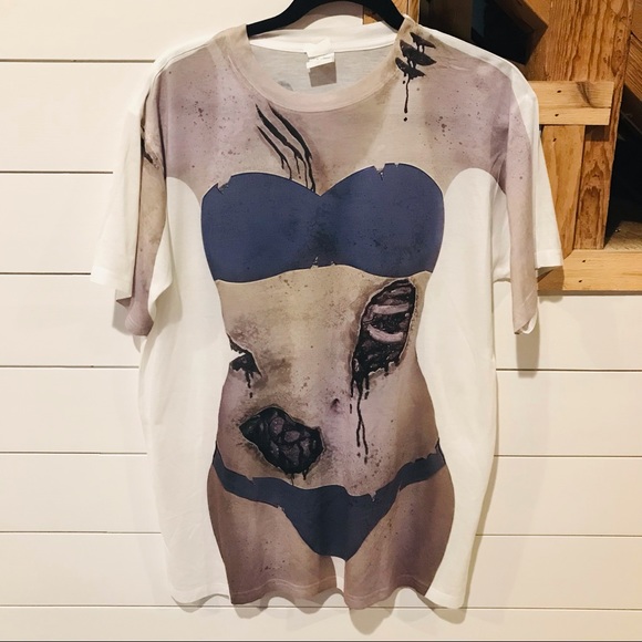 Halloween zombie bikini girl men’s large t-shirt - Picture 2 of 4